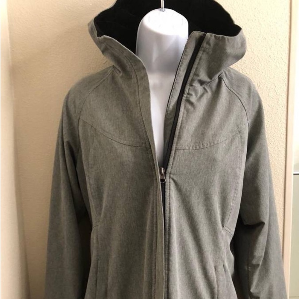 Women’s Grey Signature Soft Shell Hooded Jacket – Warm, Lightweight & Stylish!